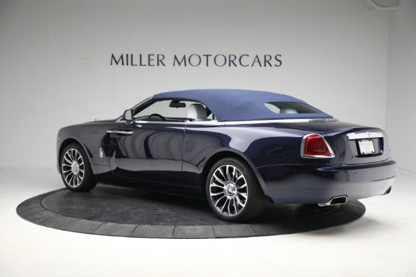 Used 2019 Rolls-Royce Dawn for sale $329,900 at Bugatti of Greenwich in Greenwich CT 06830 17