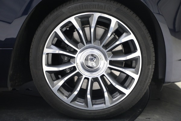 Used 2019 Rolls-Royce Dawn for sale $329,900 at Bugatti of Greenwich in Greenwich CT 06830 23