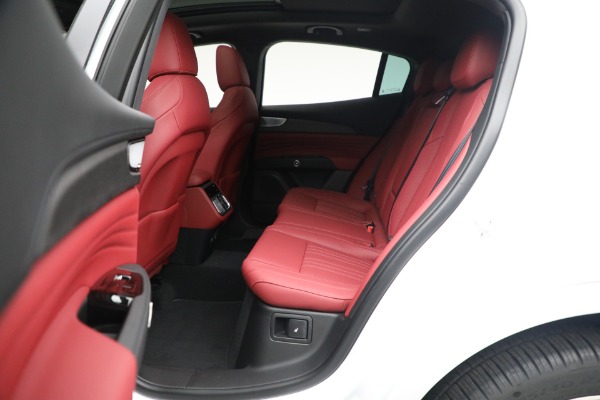 New 2023 Maserati Grecale Modena for sale $85,497 at Bugatti of Greenwich in Greenwich CT 06830 16