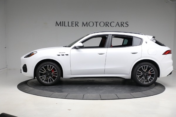 New 2023 Maserati Grecale Modena for sale $85,497 at Bugatti of Greenwich in Greenwich CT 06830 3