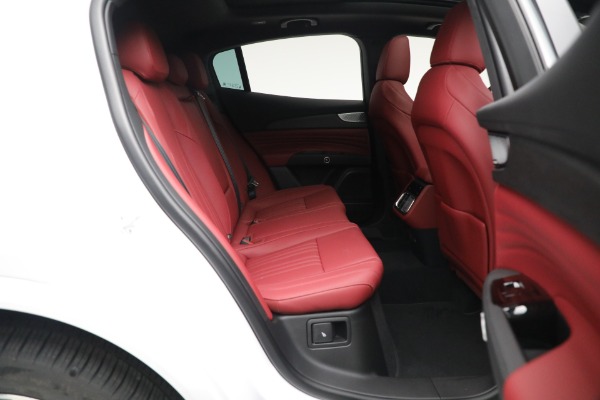 New 2023 Maserati Grecale Modena for sale $77,497 at Bugatti of Greenwich in Greenwich CT 06830 20