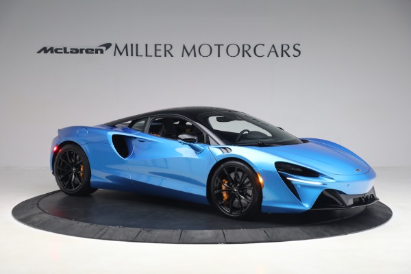 New 2023 McLaren Artura TechLux for sale $287,475 at Bugatti of Greenwich in Greenwich CT 06830 10