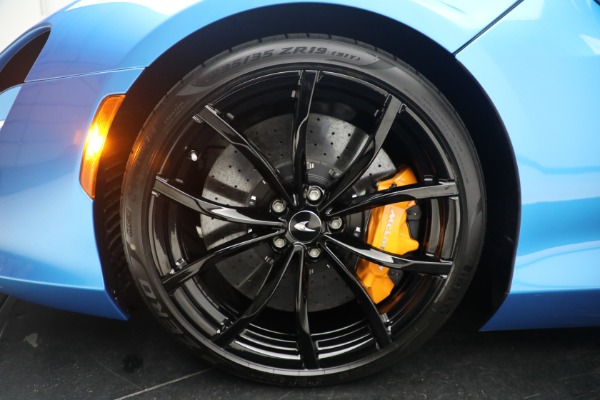 New 2023 McLaren Artura TechLux for sale $287,475 at Bugatti of Greenwich in Greenwich CT 06830 19