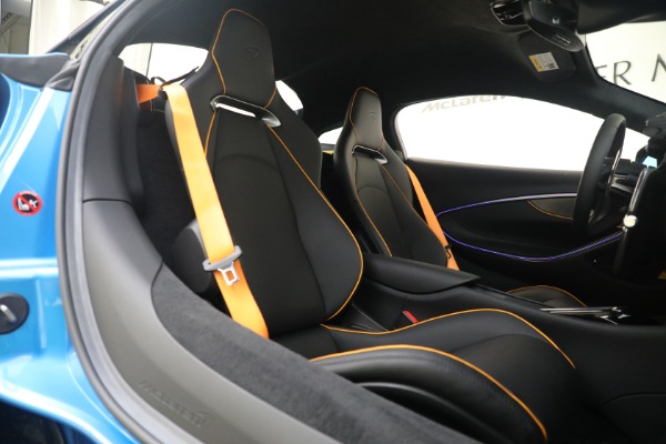 New 2023 McLaren Artura TechLux for sale $287,475 at Bugatti of Greenwich in Greenwich CT 06830 26