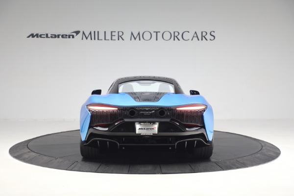 New 2023 McLaren Artura TechLux for sale $287,475 at Bugatti of Greenwich in Greenwich CT 06830 6