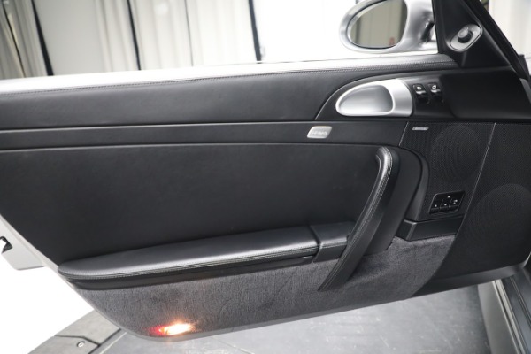 Used 2007 Porsche 911 Turbo for sale $117,900 at Bugatti of Greenwich in Greenwich CT 06830 21