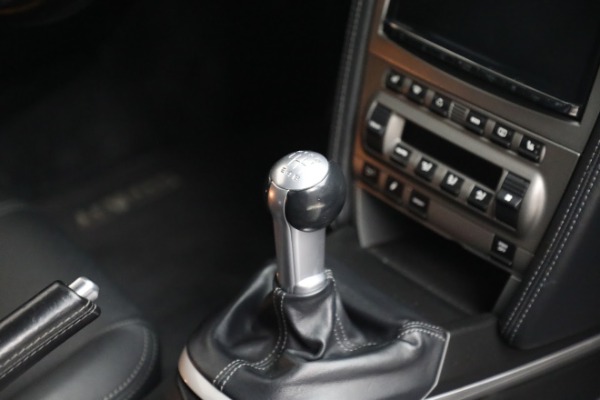 Used 2007 Porsche 911 Turbo for sale $117,900 at Bugatti of Greenwich in Greenwich CT 06830 26