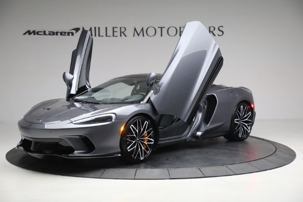 New 2023 McLaren GT for sale $216,098 at Bugatti of Greenwich in Greenwich CT 06830 13