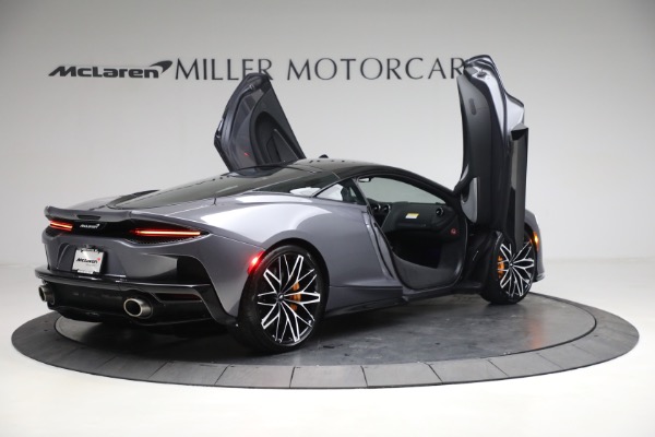 New 2023 McLaren GT for sale $216,098 at Bugatti of Greenwich in Greenwich CT 06830 15