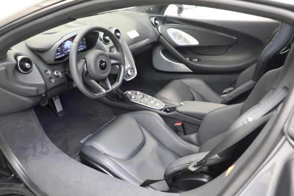 New 2023 McLaren GT for sale $216,098 at Bugatti of Greenwich in Greenwich CT 06830 19