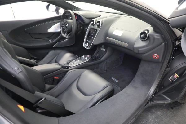 New 2023 McLaren GT for sale $216,098 at Bugatti of Greenwich in Greenwich CT 06830 23