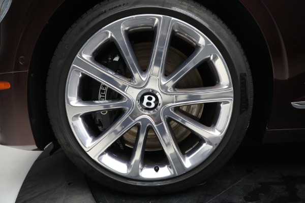 Used 2020 Bentley Flying Spur W12 for sale $199,900 at Bugatti of Greenwich in Greenwich CT 06830 17