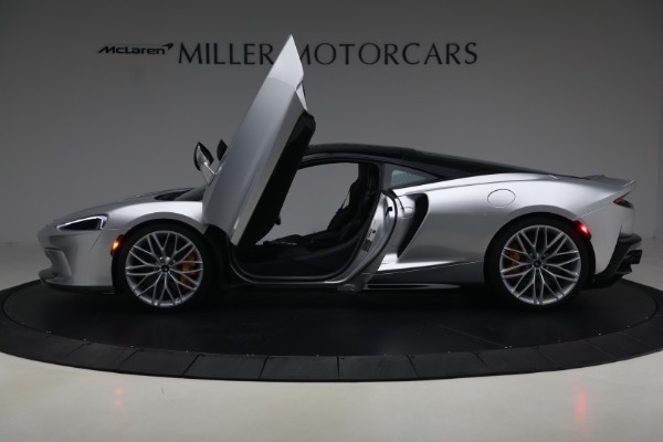 Used 2023 McLaren GT Luxe for sale $179,900 at Bugatti of Greenwich in Greenwich CT 06830 16