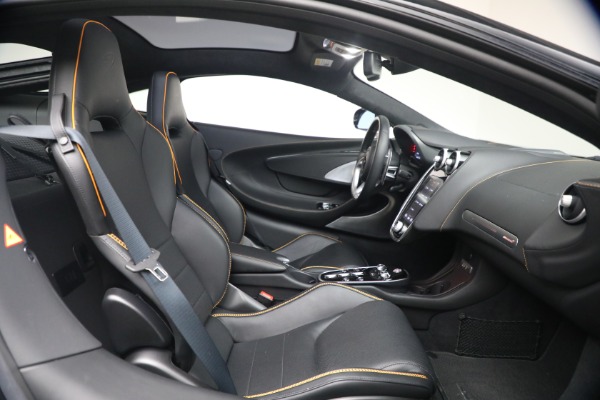 Used 2023 McLaren GT Luxe for sale $179,900 at Bugatti of Greenwich in Greenwich CT 06830 28