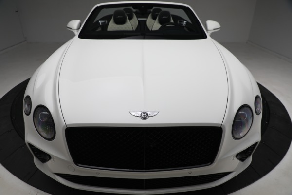 Used 2022 Bentley Continental GTC Speed for sale $327,900 at Bugatti of Greenwich in Greenwich CT 06830 21