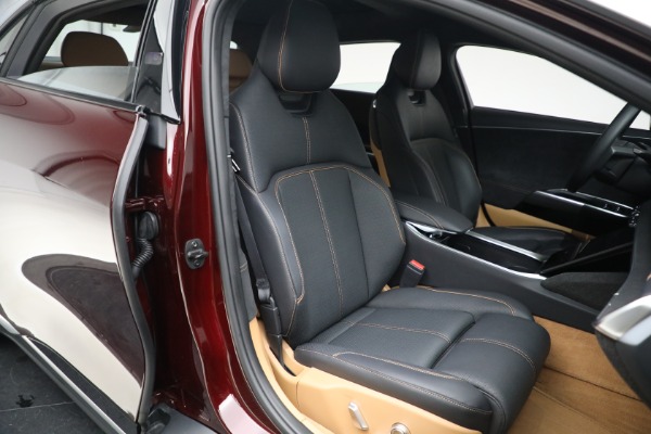 Used 2022 Lucid Air Grand Touring for sale Call for price at Bugatti of Greenwich in Greenwich CT 06830 19