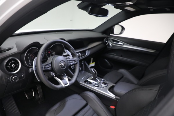 New 2023 Alfa Romeo Stelvio Veloce for sale $54,349 at Bugatti of Greenwich in Greenwich CT 06830 15