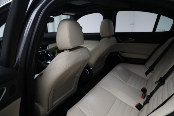 New 2023 Alfa Romeo Giulia Ti Lusso for sale $50,370 at Bugatti of Greenwich in Greenwich CT 06830 19