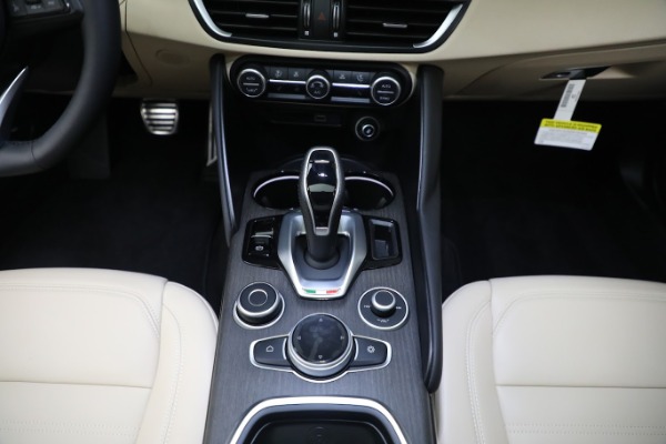 New 2023 Alfa Romeo Giulia Ti Lusso for sale $50,370 at Bugatti of Greenwich in Greenwich CT 06830 26