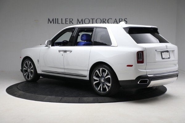Used 2022 Rolls-Royce Cullinan for sale $359,900 at Bugatti of Greenwich in Greenwich CT 06830 8