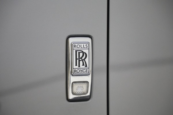 Used 2022 Rolls-Royce Ghost for sale $365,900 at Bugatti of Greenwich in Greenwich CT 06830 27