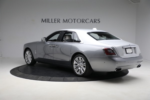 Used 2022 Rolls-Royce Ghost for sale $365,900 at Bugatti of Greenwich in Greenwich CT 06830 8