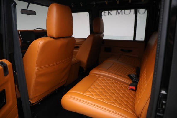 Used 1993 Land Rover Defender 110 for sale $195,900 at Bugatti of Greenwich in Greenwich CT 06830 25