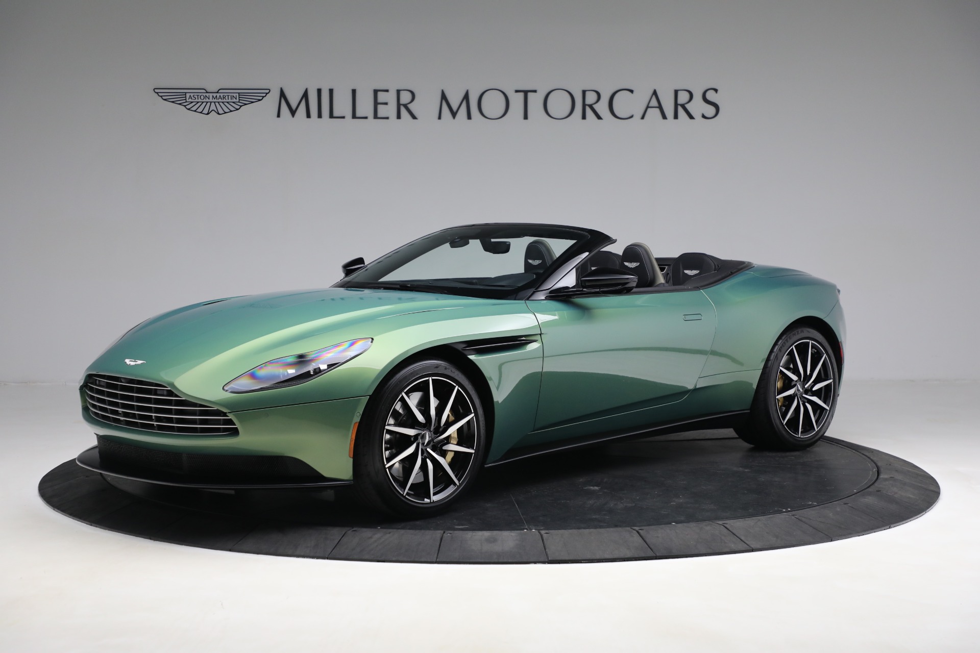 Used 2023 Aston Martin DB11 Volante for sale $248,900 at Bugatti of Greenwich in Greenwich CT 06830 1
