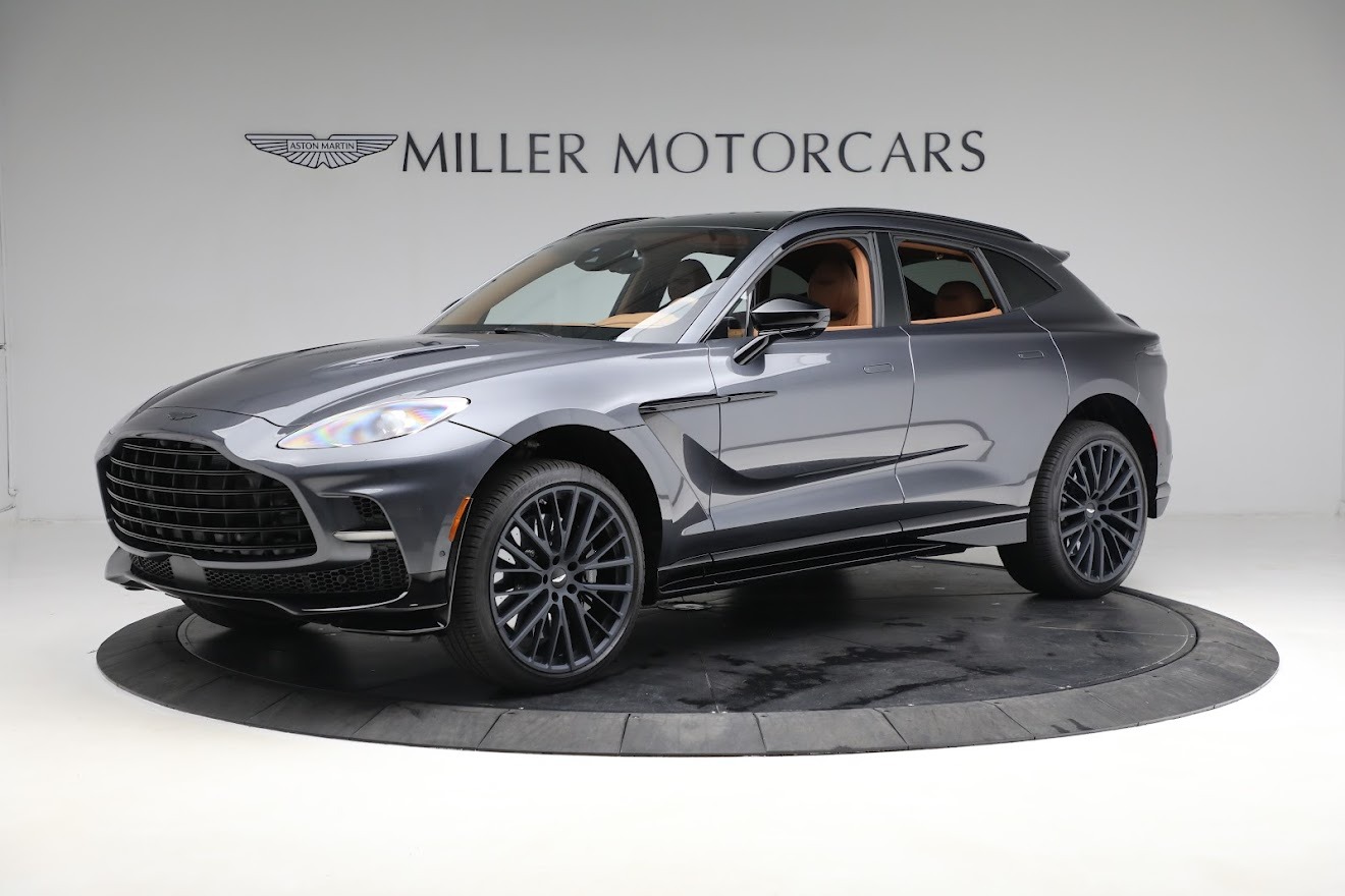 Used 2023 Aston Martin DBX 707 for sale $270,586 at Bugatti of Greenwich in Greenwich CT 06830 1
