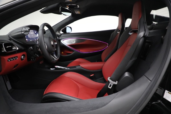 New 2023 McLaren Artura TechLux for sale $274,210 at Bugatti of Greenwich in Greenwich CT 06830 18