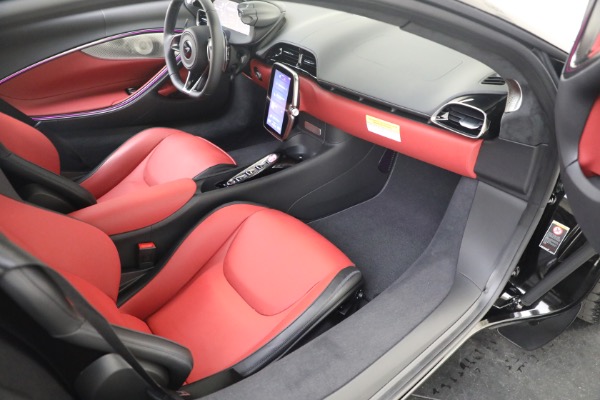 New 2023 McLaren Artura TechLux for sale $274,210 at Bugatti of Greenwich in Greenwich CT 06830 20