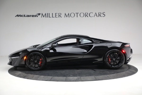 New 2023 McLaren Artura TechLux for sale $274,210 at Bugatti of Greenwich in Greenwich CT 06830 3