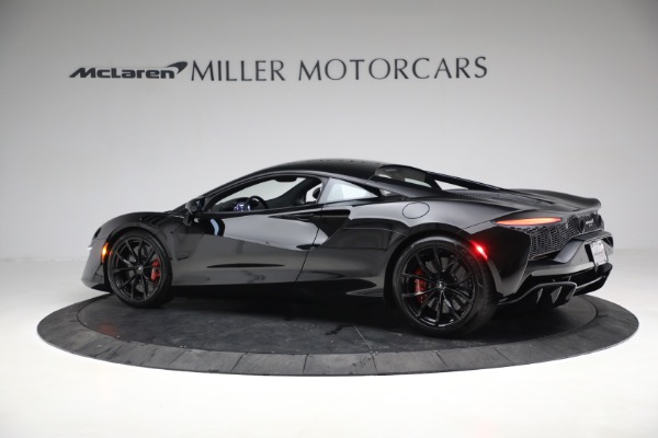 New 2023 McLaren Artura TechLux for sale $274,210 at Bugatti of Greenwich in Greenwich CT 06830 4