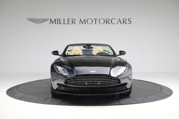 Used 2019 Aston Martin DB11 Volante for sale Sold at Bugatti of Greenwich in Greenwich CT 06830 10