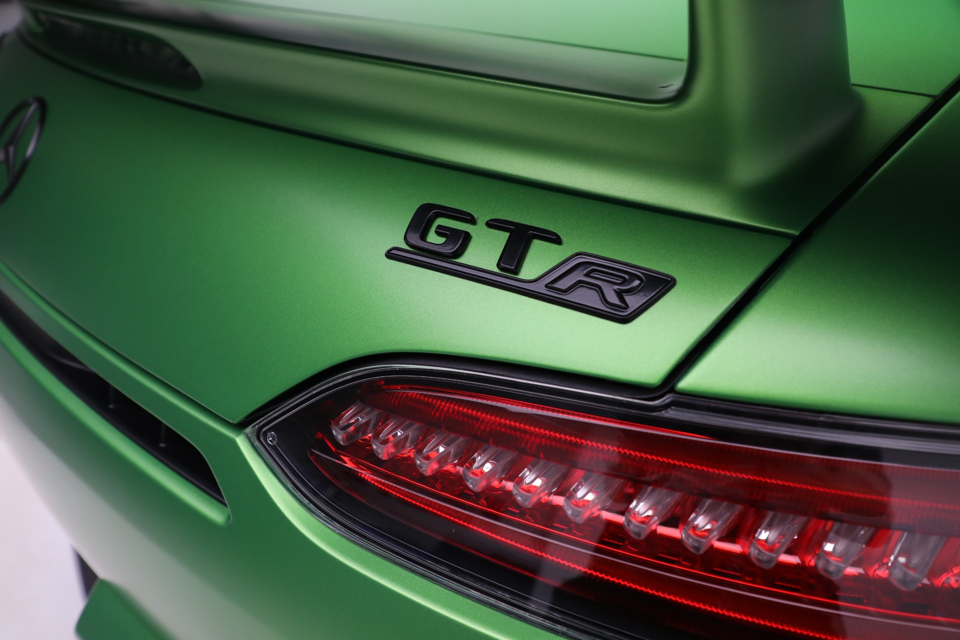 Pre-Owned 2018 Mercedes-Benz AMG GT R For Sale (Special Pricing ...