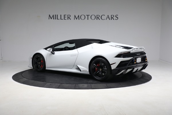 Used 2021 Lamborghini Huracan LP 610-2 EVO Spyder for sale Sold at Bugatti of Greenwich in Greenwich CT 06830 16