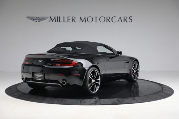 Used 2009 Aston Martin V8 Vantage Roadster for sale $59,900 at Bugatti of Greenwich in Greenwich CT 06830 16
