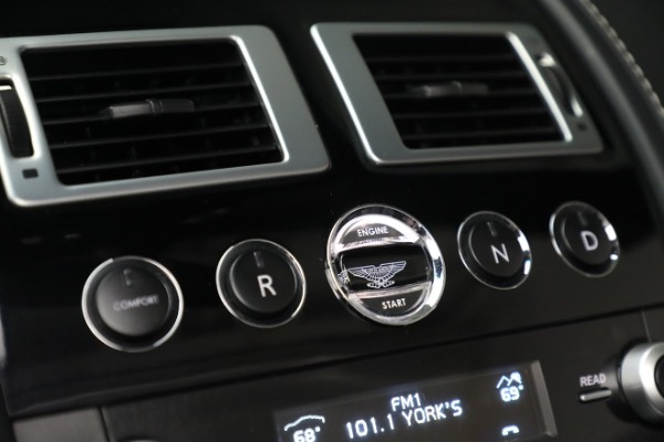 Used 2009 Aston Martin V8 Vantage Roadster for sale $59,900 at Bugatti of Greenwich in Greenwich CT 06830 23