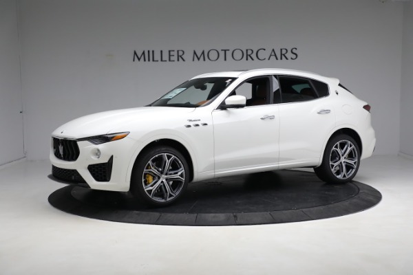 New 2023 Maserati Levante Modena for sale $110,585 at Bugatti of Greenwich in Greenwich CT 06830 2