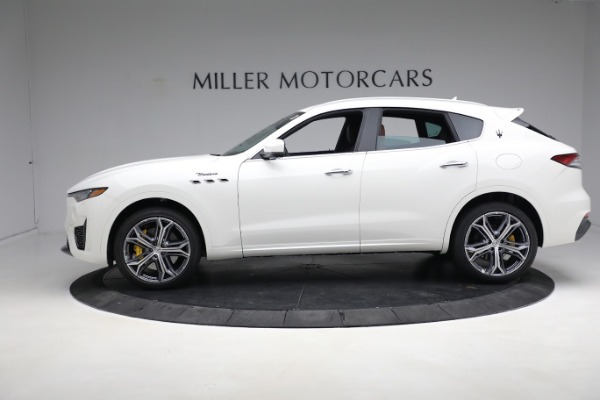 New 2023 Maserati Levante Modena for sale Sold at Bugatti of Greenwich in Greenwich CT 06830 3