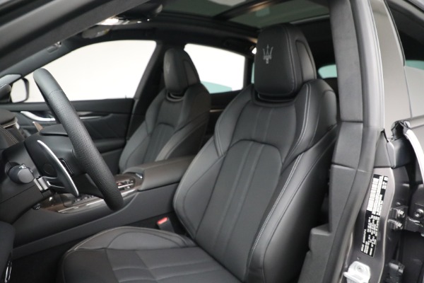 New 2023 Maserati Levante Modena S for sale $118,900 at Bugatti of Greenwich in Greenwich CT 06830 16