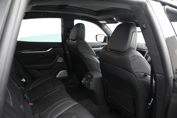 New 2023 Maserati Levante Modena S for sale $118,900 at Bugatti of Greenwich in Greenwich CT 06830 21