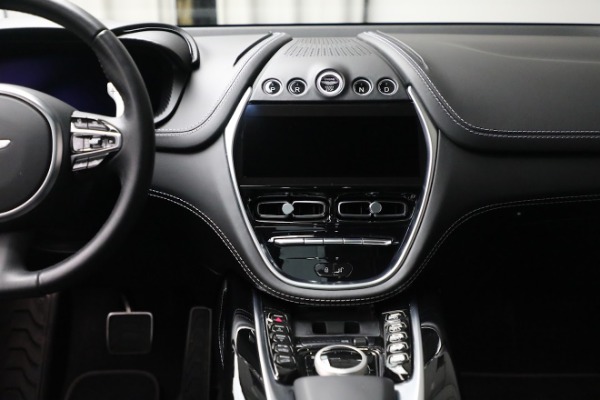 Used 2021 Aston Martin DBX for sale $134,900 at Bugatti of Greenwich in Greenwich CT 06830 20