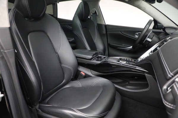 Used 2021 Aston Martin DBX for sale $134,900 at Bugatti of Greenwich in Greenwich CT 06830 25