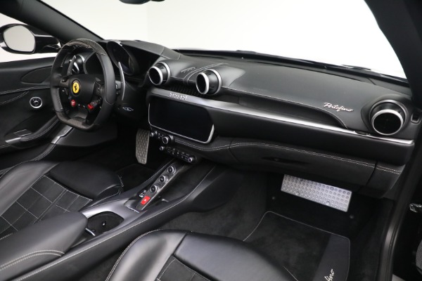 Used 2019 Ferrari Portofino for sale $239,900 at Bugatti of Greenwich in Greenwich CT 06830 24