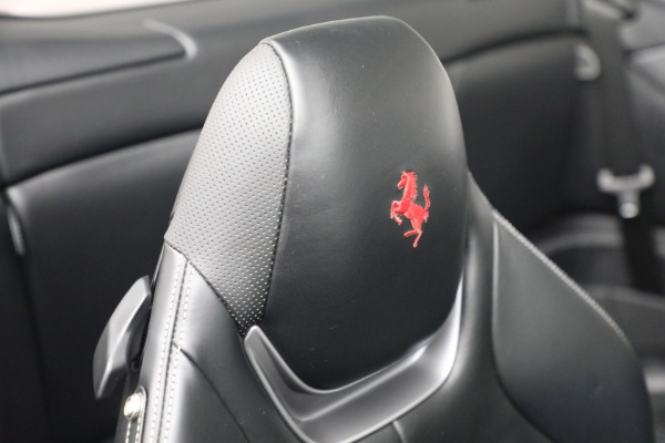 Used 2019 Ferrari Portofino for sale $239,900 at Bugatti of Greenwich in Greenwich CT 06830 28