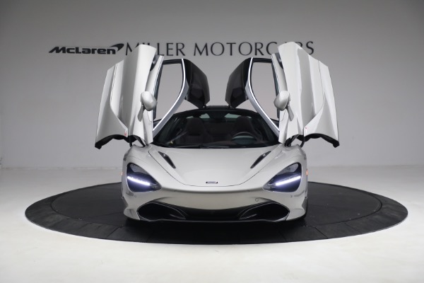 Used 2018 McLaren 720S Luxury for sale $244,900 at Bugatti of Greenwich in Greenwich CT 06830 17