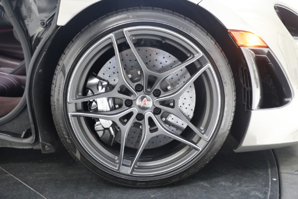 Used 2018 McLaren 720S Luxury for sale $273,900 at Bugatti of Greenwich in Greenwich CT 06830 18