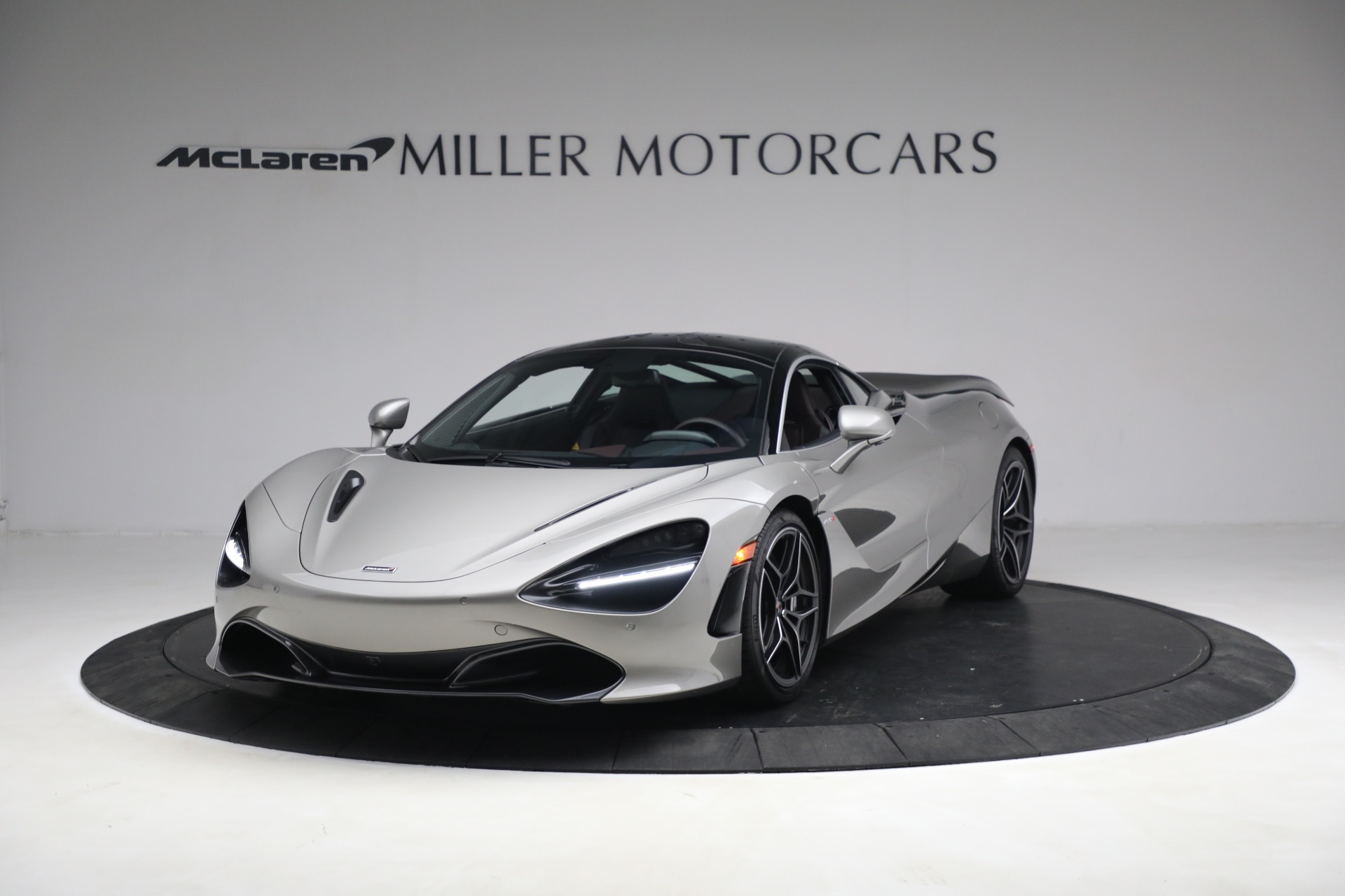 Used 2018 McLaren 720S Luxury for sale $273,900 at Bugatti of Greenwich in Greenwich CT 06830 1