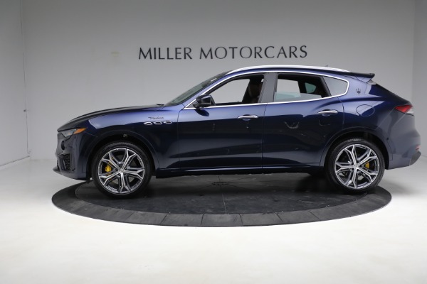 New 2023 Maserati Levante Modena for sale Sold at Bugatti of Greenwich in Greenwich CT 06830 3